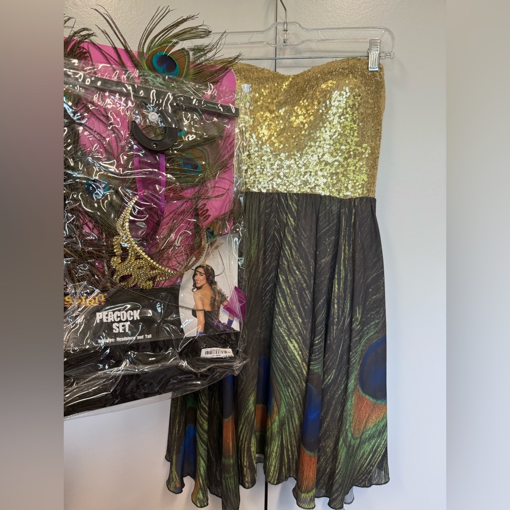 New Peacock print dress, tiara and feathers. Sexy.  Great for Halloween or Vegas